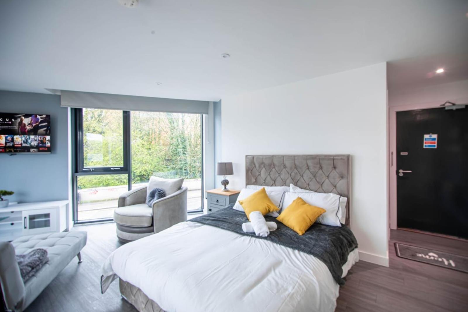 Excellent Studio Balcony Apartment In Sheffield Exterior photo